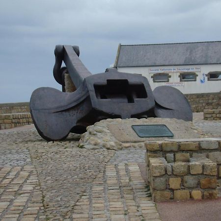 Letard Murielle Ploudalmézeau Buitenkant foto